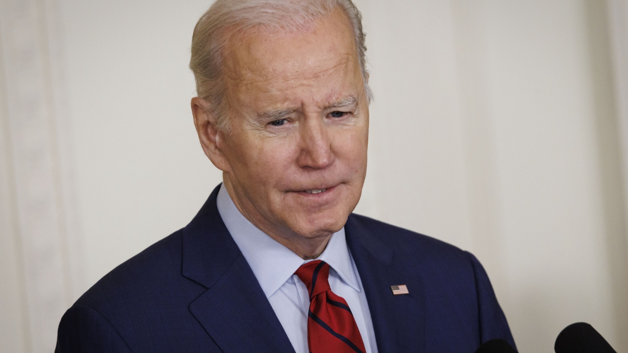 US President Joe Biden supports the controversial Willow  Alaska 
 oil drilling project, saying it goes against the Democratic president's promises. 