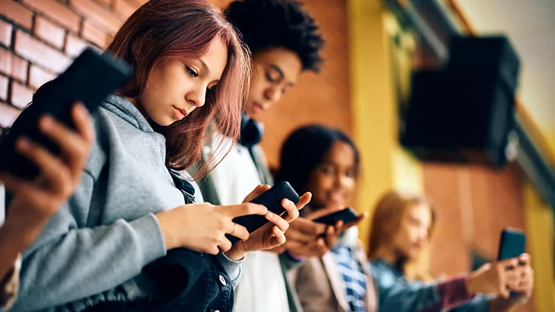 Can Laws Make Social Media Less Addictive? Politicians Set to Find Out