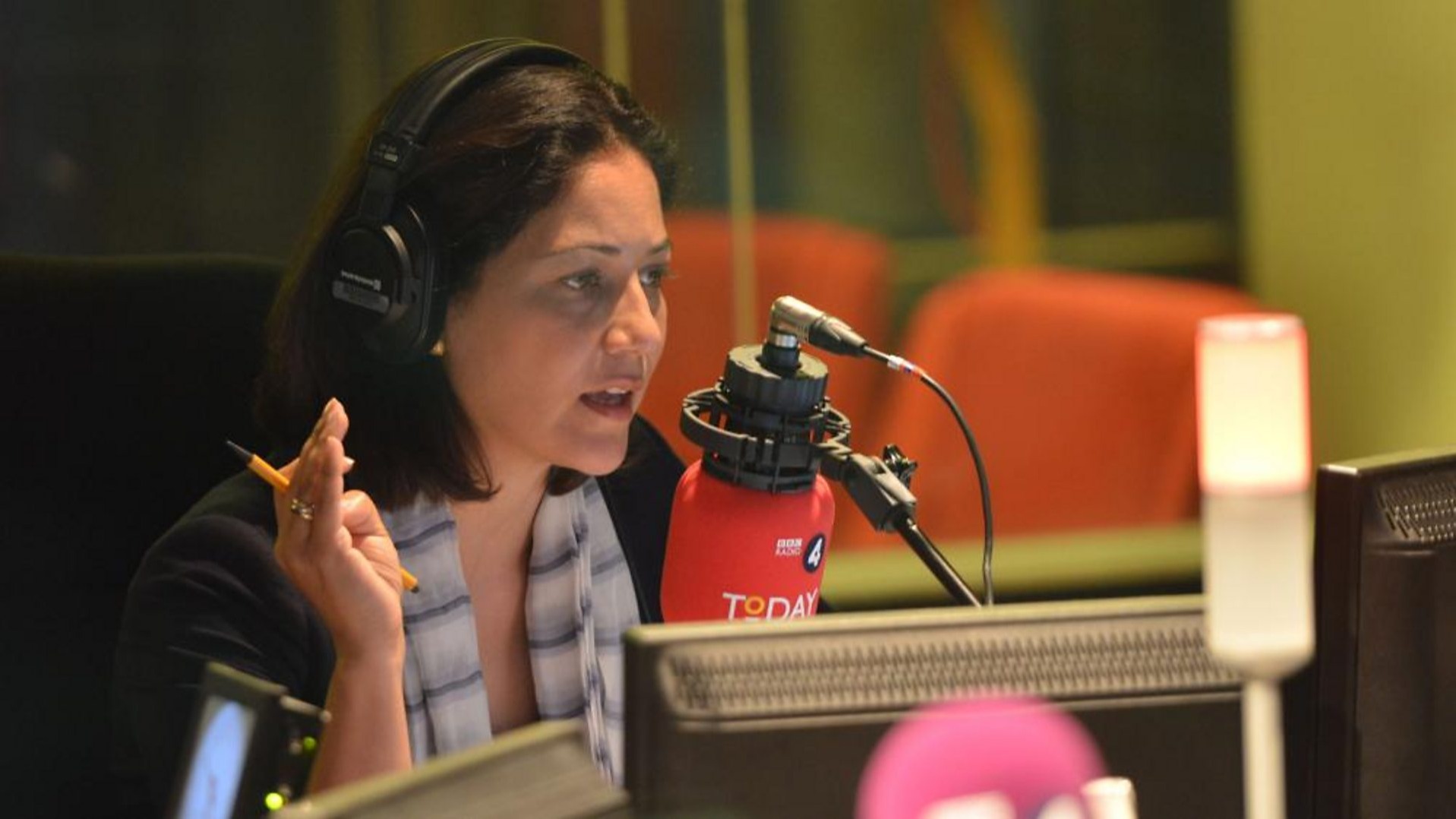 Pioneering Female Journalist in Broadcasting