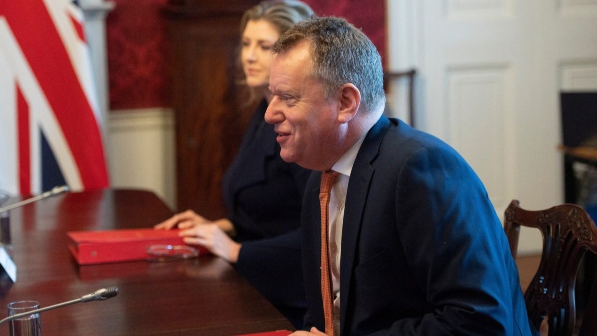 Shefchovich: EU accuses Lord Frost of "political embarrassment".