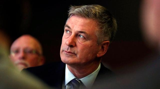 Rust: Police get a warrant for Alec Baldwin's cell phone arrest
