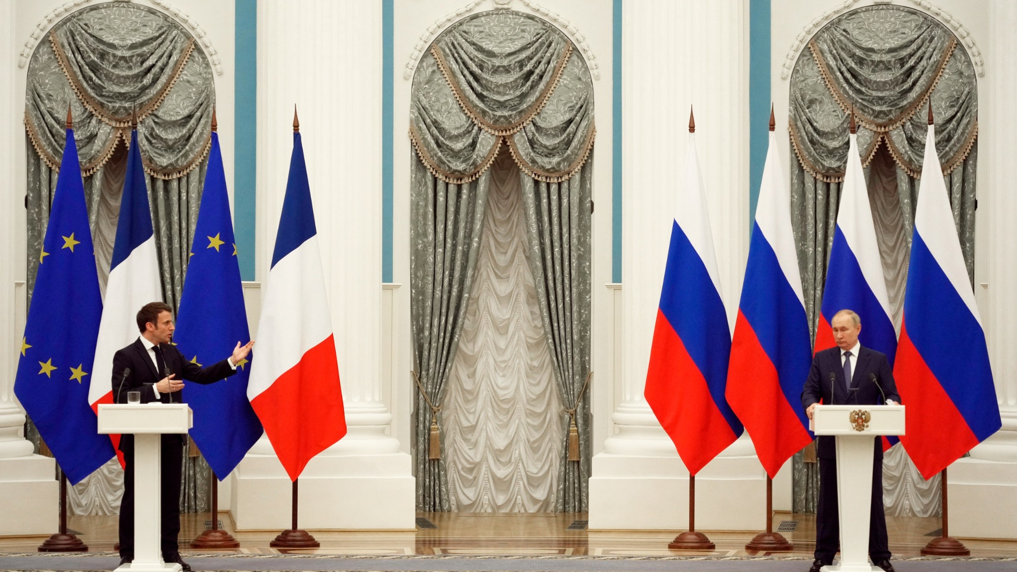 The French design giant stops selling in Russia.