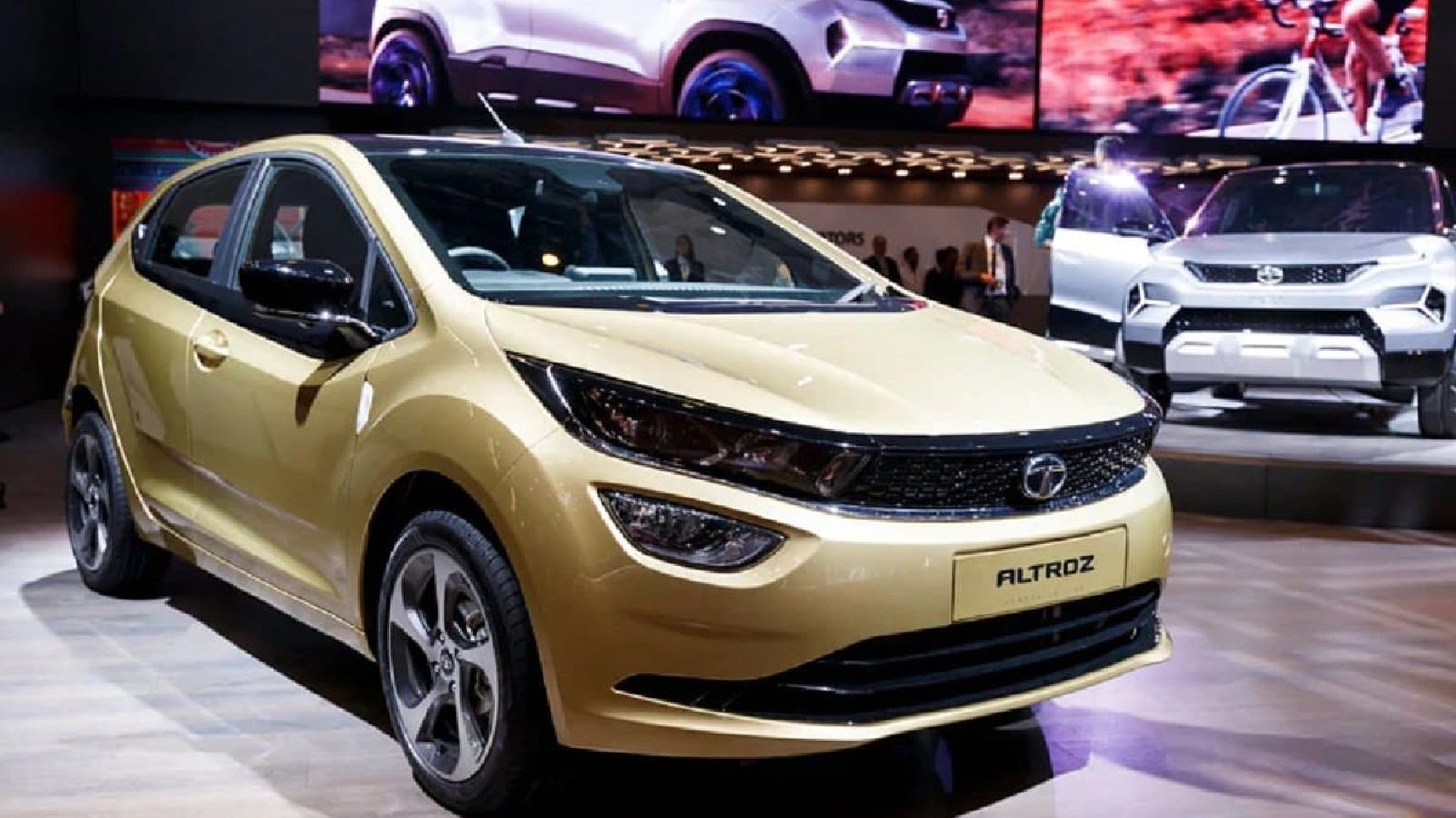 India's Tata Altroz​​ DCA (automated) launches March 21: Reservations open.