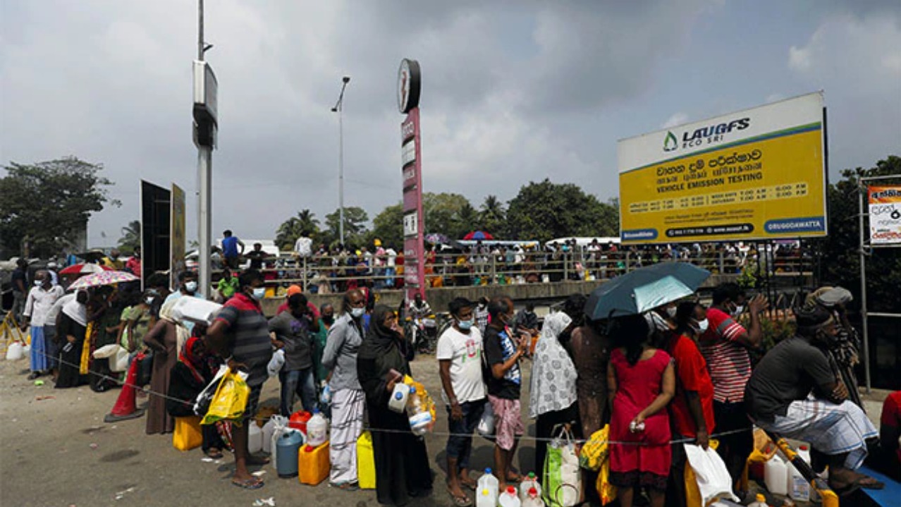 Crisis in Sri Lanka: Food prices jump to 'unbearable levels'